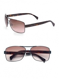 Stylish metal frames and a temple logo detail give these navigators a sophisticated edge.Metal frames with plastic templesBrown polarized lens100% UV protectiveMade in Italy