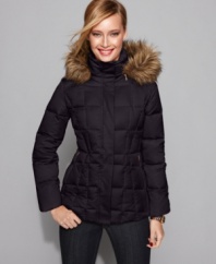 Calvin Klein's puffer coat keeps you warm without all the bulk. Take on those blustery days while showing off your slim silhouette! (Clearance)