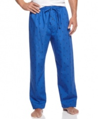 Ralph Lauren's siganture polo player infuses these classic cotton broadcloth pajama pants with iconic, heritage style.