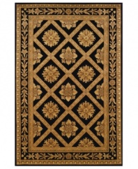 Inspired by intricate details of 18th and 19th century interior decor, this exquisite rug brings luxury to any living room, dining area or hallway. Hand-tufted of wool, the Maison rug offers exquisite design details and a rich, velvety pile.