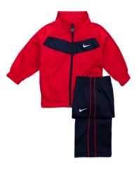 Suit him up in style with this sharp sporty set from Nike.