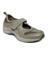 These shoes are made for walking! Made in a suede/mesh combination, Easy Spirit's round-toe Walkthru athletic shoes include a velcro closure on the vamp, removable footbed and flexible sole.