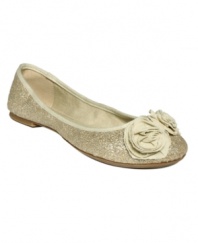 Ballet flats with rosette embellishments are a fashionable, feminine look all year long, but leave it to Material Girl to give them a trendy twist! These super-cool Cooper flats feature unique fabric designs with burnout and gold glitter styles.