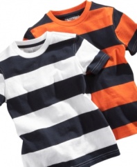 Broaden out. Stripes go wide to give him look-at-me style in this tee shirt from Greendog.