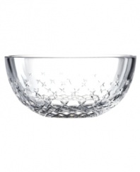 With lightly etched stars in luxe crystal, the Hollywood Hills nut bowl from Lauren Ralph Lauren brings a touch of glamor to every festive occasion.