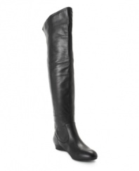 The Jessica Simpson Katyia Tall Boots are all about sophistication and simplicity with their elegant, zipper-embellished shaft, high-cut silhouette, and chic wedge heel.