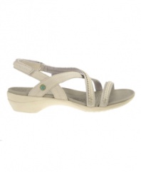 Keep it casual in these rugged Theia sandals by Hush Puppies. Great for sunny adventures or for keeping cool at home.