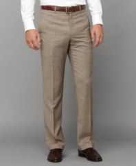 Clean lines and a flat front construction make these comfortable Tommy Hilfiger dress pants a must-have addition to your tailored wardrobe.
