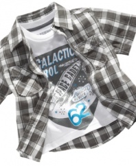 Blast off! Get him excited about his day with this fun graphic tee and plaid shirt set from Greendog.