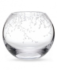 Etched stems of leafy foliage flourish on luminous crystal. From designer kate spade, this Gardner Street rose bowl emanates fresh, contemporary elegance. Fill with fruit or flowers to make it uniquely yours.