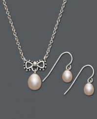 The perfect gift for a young princess. Sterling silver set from Fresh by Honora features a bow pendant with a cultured freshwater pearl drop (6 mm) and a set of matching pearl earrings (5-1/2-6 mm). Approximate necklace length: 14 inches. Approximate necklace drop: 1/4 inch. Approximate earring drop: 1/4 inch.