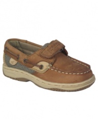 He'll make a splash in this small-sized take on the men's classic boat shoe!
