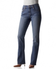 Play it straight in Levi's classic 505 Straight Leg jeans, in a stretch fit and lightly distressed wash.