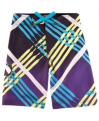 He'll make a splash in or out of the water with these seriously cool boardshorts from Nike.