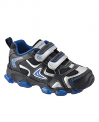 He's ready to streak into action with the stellar style of these lighted sneakers from Stride Rite.