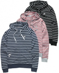 Casually cool. Stripes add some distinctive style to this hoodie from LRG