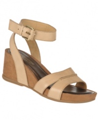 Naturalizer's Panya wedges play with the timeless open-toe sandal by pairing it with a comfy wedge heel.