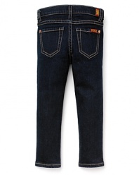 Lean and on-trend from 7 For All Mankind. The length hits just below the ankle with a fitted silhouette throughout.