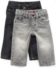 While these Levi's jeans certainly don't scrimp on style, they're ultra-comfortable for all-day wear.