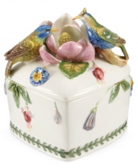 For nature lovers. Home to colorful wildlife, the Botanic Hummingbird figural heart box is a special piece for the Portmeirion collector and perfect place to keep jewelry and other tiny treasures.