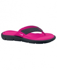 After a long workout, slip on the Comfort thong sandals by Nike for a welcoming cushion with every step.