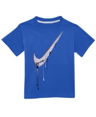 It's heating up, so get him into this crisp breezy t-shirt from Nike to keep him cool whether he's playing or competing.