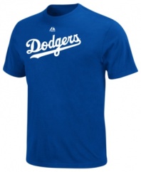 Team up! Get into the spirit of the season by supporting your Los Angeles Dodgers with this MLB t-shirt from Majestic.