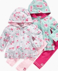 She'll be the prettiest pick of the bunch in this lovely floral hoodie and pant set from First Impressions.