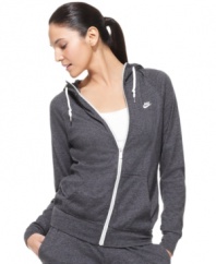 Rendered in a soft heathered cotton blend, this Nike hoodie is sure to become your new gym essential. Check out the matching pants to make a set!