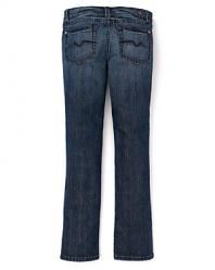 A classic skinny fit for the perfect go-to jeans. Slim through the leg with a narrow opening.