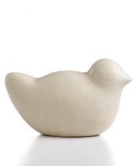 A peace offering for your living room, bedroom or office, this dove figurine is handcrafted by Haitian artists in locally sourced soapstone. Smooth features and a minimalist aesthetic are a source of cool serenity.