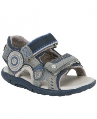 Step on it! Rounded edges will help him stay on his feet in these Stride Rite sandals made to keep up with him.
