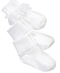 Feeling fancy. Dress her feet up with a pair of these sweet socks from this So Jenni three pack.