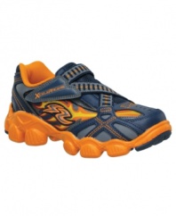 Get X-cited. In these X-Celeracers sneakers from Stride Rite, he'll not only feel the need for speed, he'll look the part.
