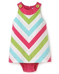 Wide chevron stripes imbue the sleeveless shirt with a thoroughly mod look that brings pops of color and comfortable tailoring to your little gal's wardrobe.