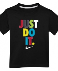 Spread the word. These tees from Nike bring their bold message to your little man.