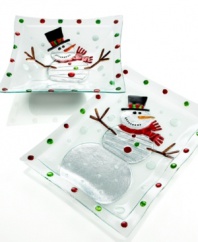 Beat the winter blues with a cheerful snowman platter from Ganz's collection of serveware and serving dishes. A border of red and green dots in clear glass add to the festive serveware. (Clearance)