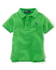 A short-sleeved polo shirt is cut in soft breathable cotton mesh.