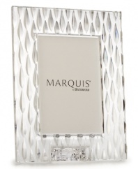 Rain and shine. Glistening crystal raindrops suspended in the Marquis by Waterford picture frame make your happiest memories shine brighter than ever.