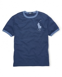 Contrast trim at the crew neck and short sleeves coordinate with the Big Pony logo on this heritage-inspired everyday tee.