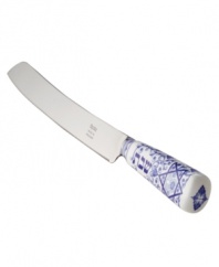 Made of durable Imperialware and adorned with an exquisite blue and white motif, this elegant challah knife is perfect for slicing the loaf of braided bread enjoyed on Jewish holy days. (Clearance)