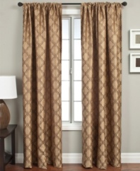 A rich world Ogee design is taken from ancient textiles and brought straight to your window's view. Offered in an array of tones, the Samara solid panel lends exquisite texture and flattering sheen to any room.