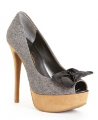 Shoes worth strutting in. The Para platform pumps by Jessica Simpson scream ooh-la-la with their sexy peep toe, bow accent and leg-lengthening height.