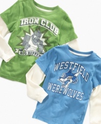 Fightin' style. Inspire his style with these graphic layered tees from Greendog, with cozy thermal sleeves.