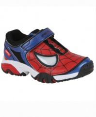 Light up his smile. He'll become his own action star in these light-up Spider-Man shoes from Stride Rite.
