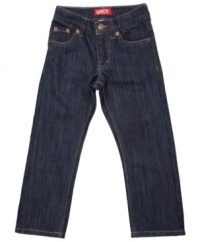 Add a streamlined, rock-and-roller style to his look with these 511 skinny jeans from Levi's.