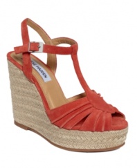 A warm-weather wardrobe can't have too many sandals. Sassy in suede, the Mammbow wedges by Steve Madden hit a summery sweet spot.