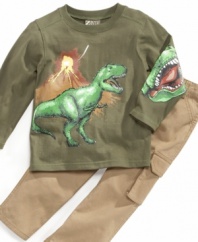 The dinosaur might be scary but he'll be looking cute as can be with this long-sleeved dinosaur t-shirt and cargo pants set from Nannette.