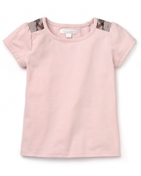 A classic, subtle tee from Burberry in feminine pastel pink.