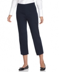 Crisp and clean, these chic capri pants from Jones New York Signature feature side zip styling and a flattering stretch fit.